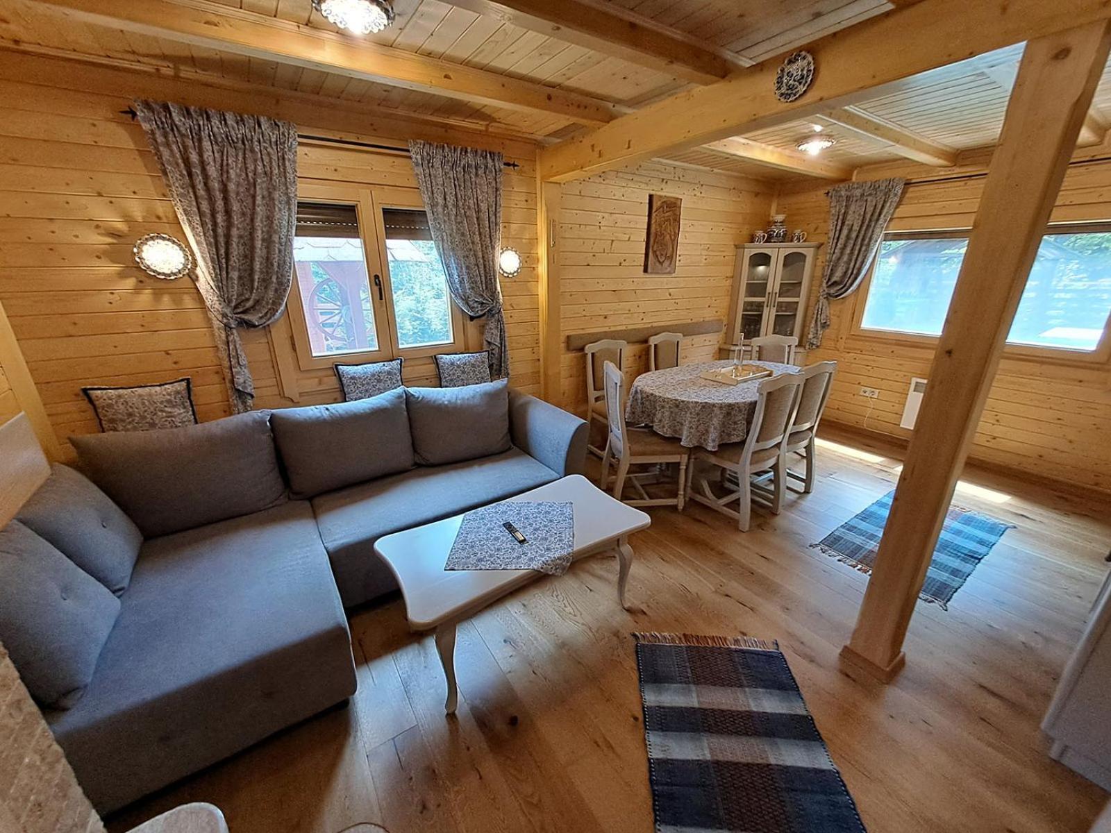 Nagy Lak Villa Sub Cetate Exterior photo